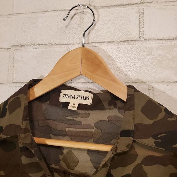 Zenana Styles full-button camo blouse - Picture 4 of 12